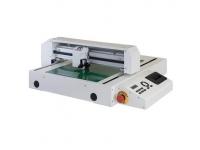 Flatbed cut plotter