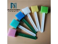 Medical instrument cleaning brush