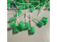 What are the common methods for cleaning teeth?