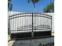 What is the Way to Keep the Outer Layer of the Iron Fence for a Long Time?