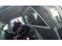 A US police suspended for spraying pepper on 9-year-old girl