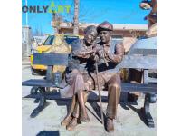 Custom Garden Elderly Old Couple Statue Sitting On Bench