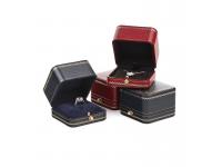 Customized Jewelry Packaging Wholesale      Custom Wholesale Bracelet Box      