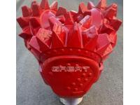 What is the difference between milled tooth and insert bit?