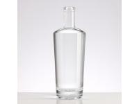 Is it Better to Use Glass or Plastic Bottles?