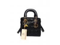 Choosing the Perfect PU Leather Handbags