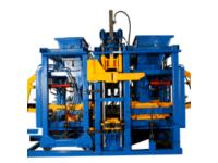 What are some key factors to consider when choosing a control system for a fully automatic block making machine?