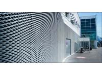 What is the difference between metal mesh and expanded metal?