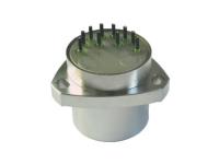 How do parameters affect the performance of the quartz accelerometer?