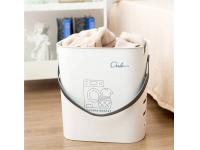 Do all Plastic Laundry Baskets have handles?