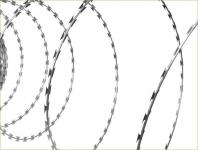 Chainmesh Fencing vs. Concertina Wire: A Comprehensive Comparison