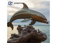 A Comparative Analysis of Bronze Animal Sculptures: Classic vs. Contemporary