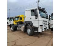 Is the HOWO 4x2 Tractor Truck the Right Choice for Your Business?