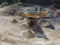 How to Choose a Mobile Stone Crusher Based on Price and Performance
