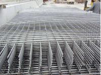 What Size Reinforcing Mesh Is Used in Concrete?